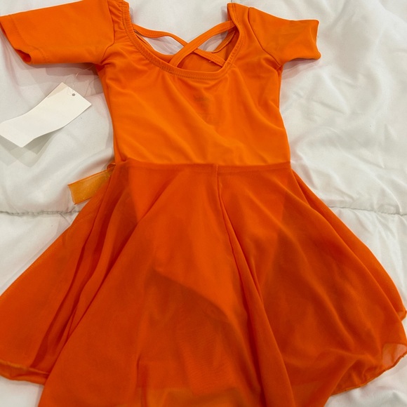🔥PRICE ⬇️ Girls Leotard & Skirt • size 1-2 • Orange - Picture 9 of 9